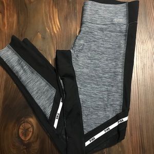 Vs pink ultimate leggings size small